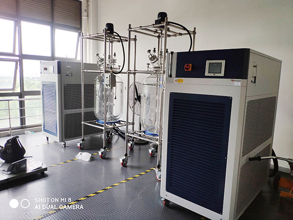 玻璃反應(yīng)釜能耐多少度的高溫？